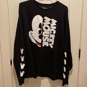 Disney Unisex Black Long Sleeve Shirt w/Mickey‎ Mouse Design on Front.  2X